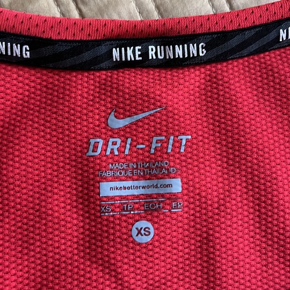 Women’s Nike Dri-Fit Running Top - Picture 7 of 7